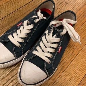 Levi’s converse style sneakers